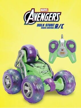JADA Marvel Hulk Stunt RC Car with 5-Wheel Drift and Turbo USB